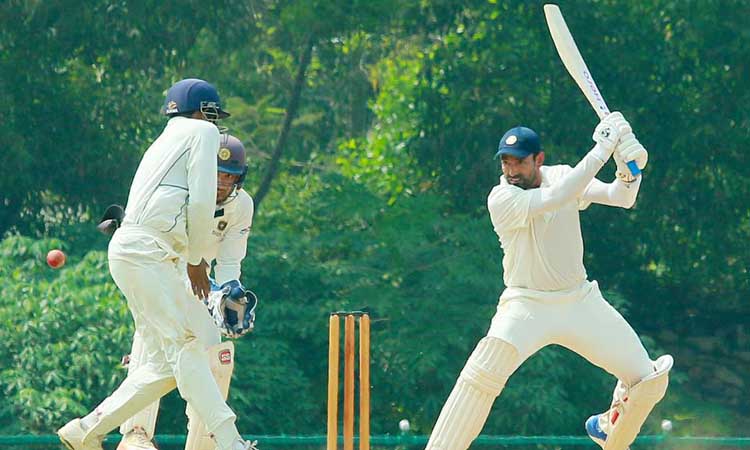 ര​ഞ്ജി: സൗ​രാ​ഷ്​​ട്ര​ക്ക് ഏ​ഴ് റ​ൺ​സ്​ ലീ​ഡ്